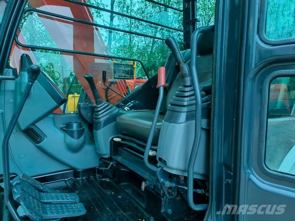 Hitachi ZX 70 Mini bagri <7t