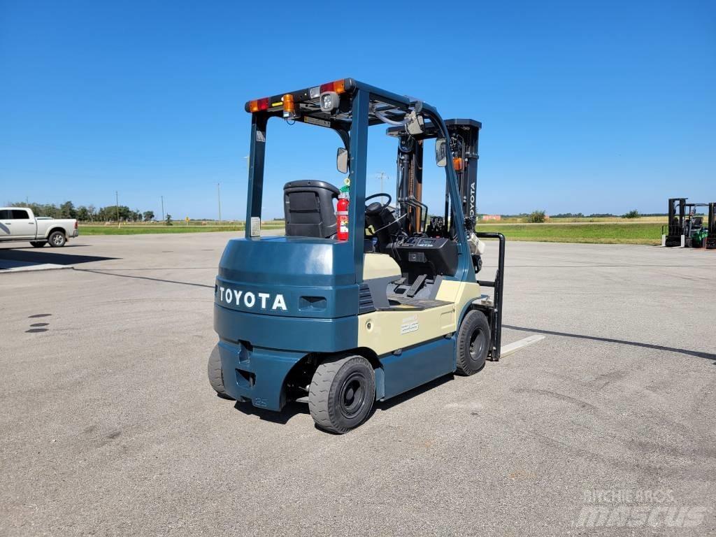 Toyota 8 FB 25 Električni viličarji