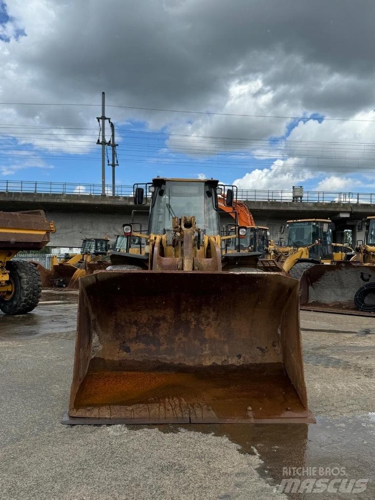 CAT 966 G Kolesni nakladalci