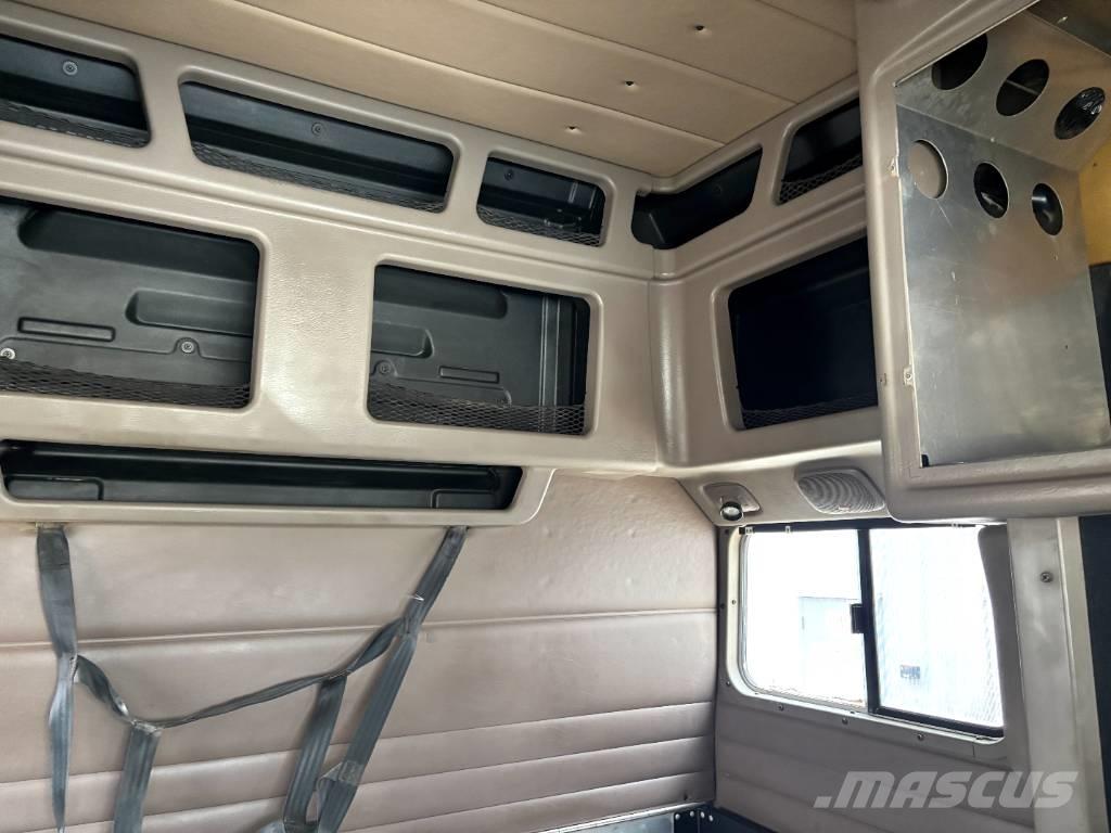 Peterbilt 389 Vlačilci