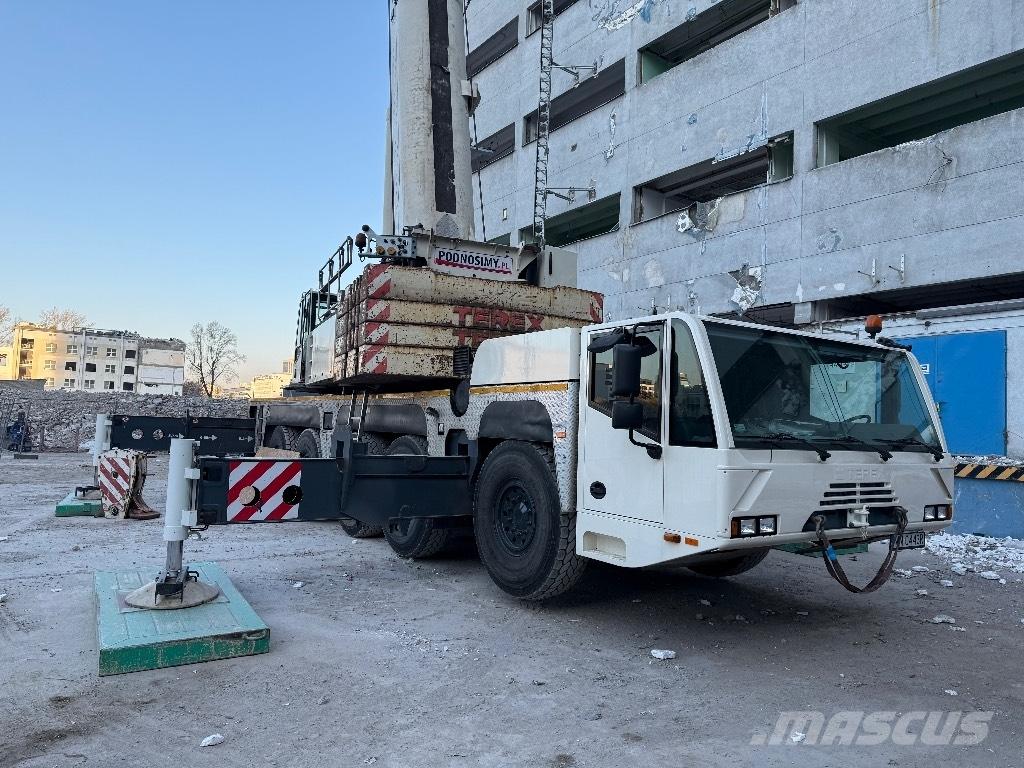 Demag AC 200-1 Rabljeni žerjavi za vsak teren