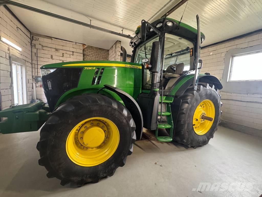 John Deere 7230 R Traktorji