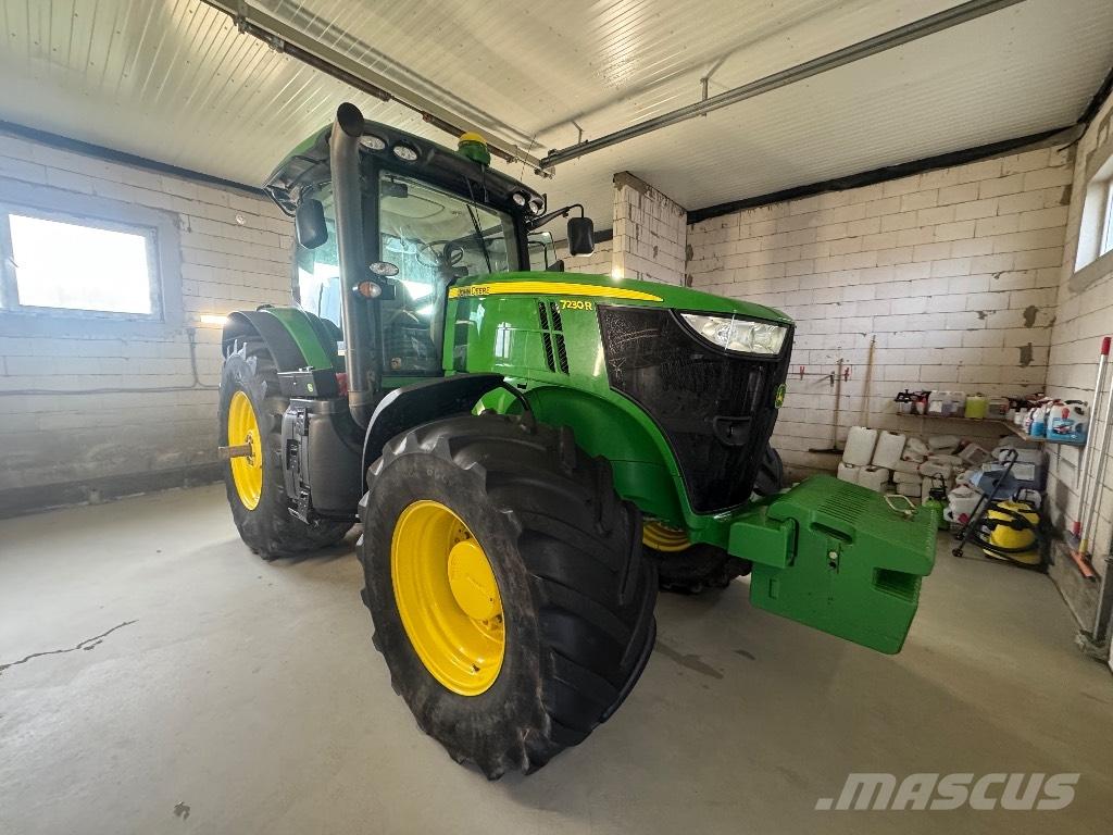 John Deere 7230 R Traktorji