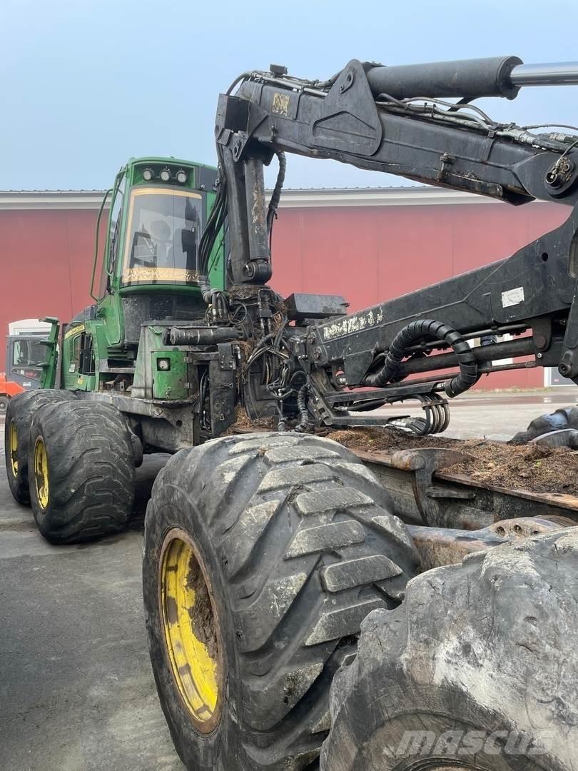 John Deere 1210E Forwarderji