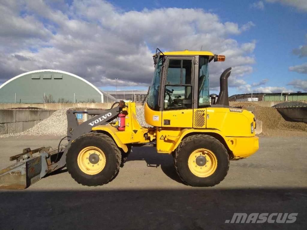Volvo L 35 G Kolesni nakladalci