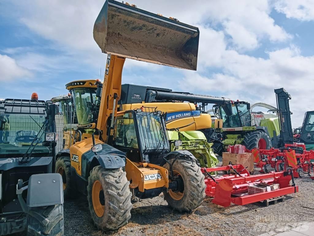 JCB 526-56 Agri Kmetijski teleskopski nakladalci