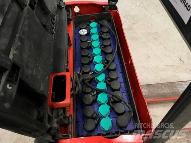Linde T 18 Električni nizko dvižni viličar