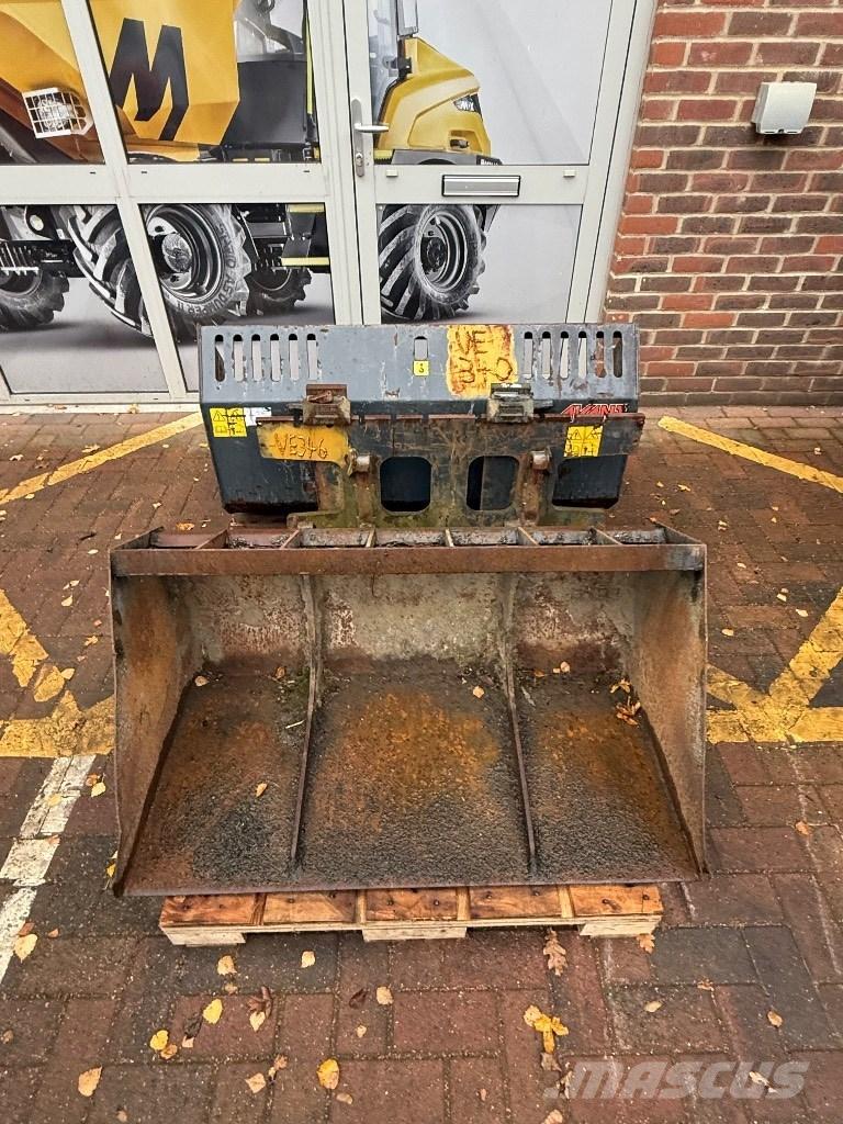 Avant 528 Mini nakladalci