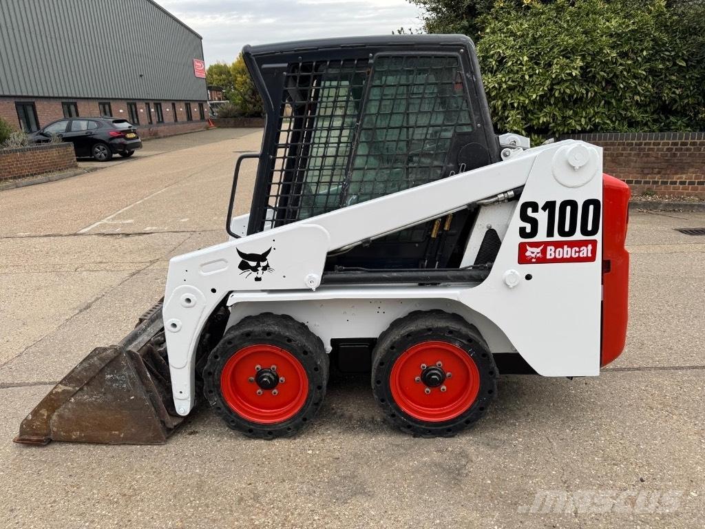 Bobcat S100 Skid steer mini nakladalci
