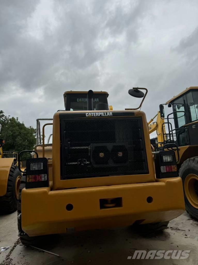 CAT 966 H Kolesni nakladalci