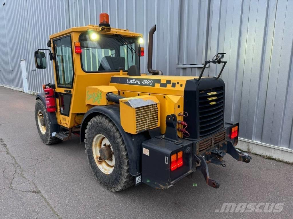 Lundberg 4220 Stroji za prevoz orodij