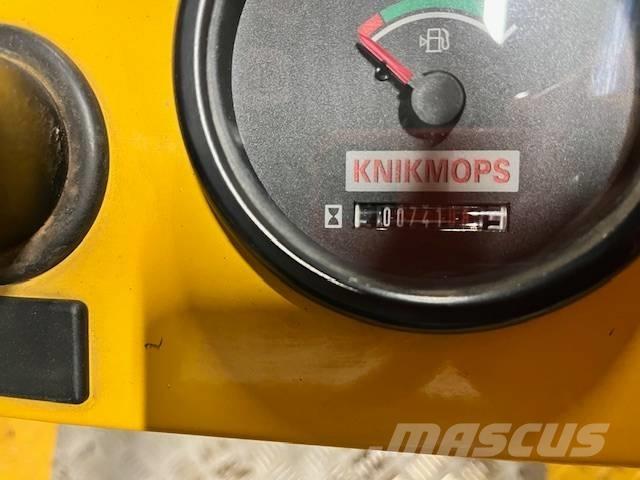 Knikmops KM 130 Kolesni nakladalci
