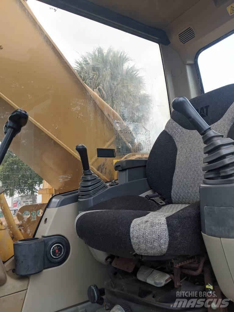 CAT 330CL Bagri goseničarji