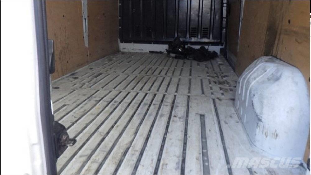 Renault MASTER 3 Zabojni kombi