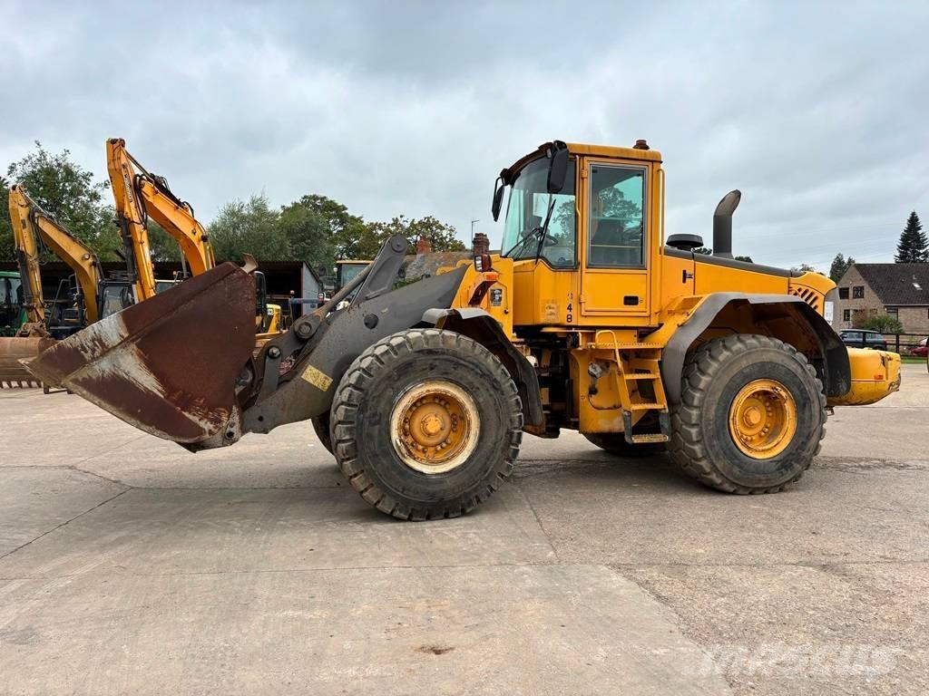 Volvo L 120 E Kolesni nakladalci