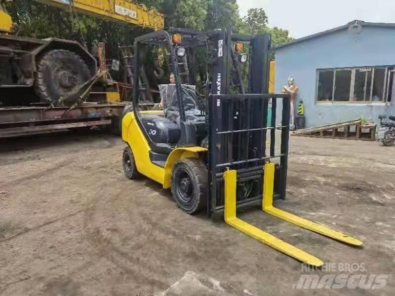 Komatsu 3Ton Dizelski viličarji