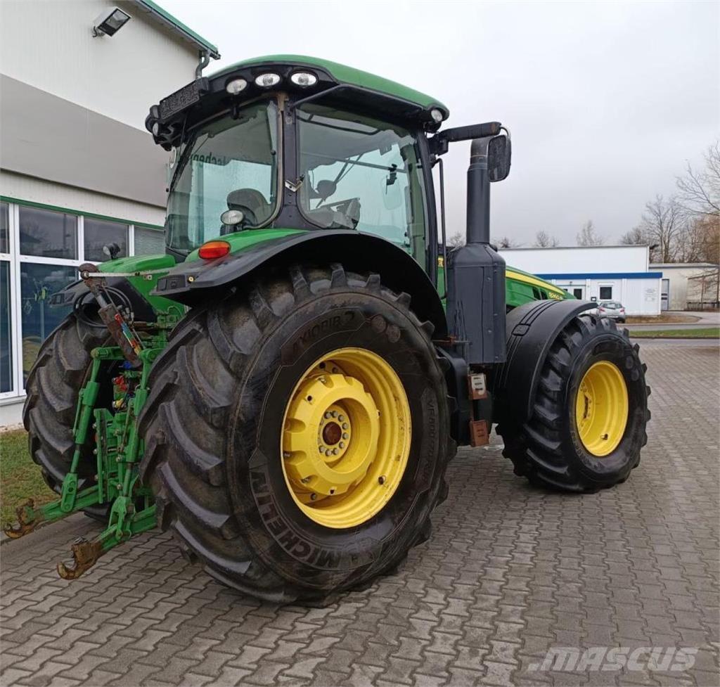 John Deere 8360 R Traktorji