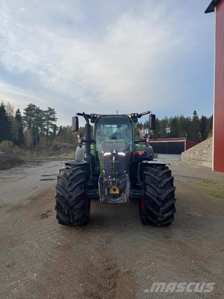 Fendt 728 Gen 7 Traktorji