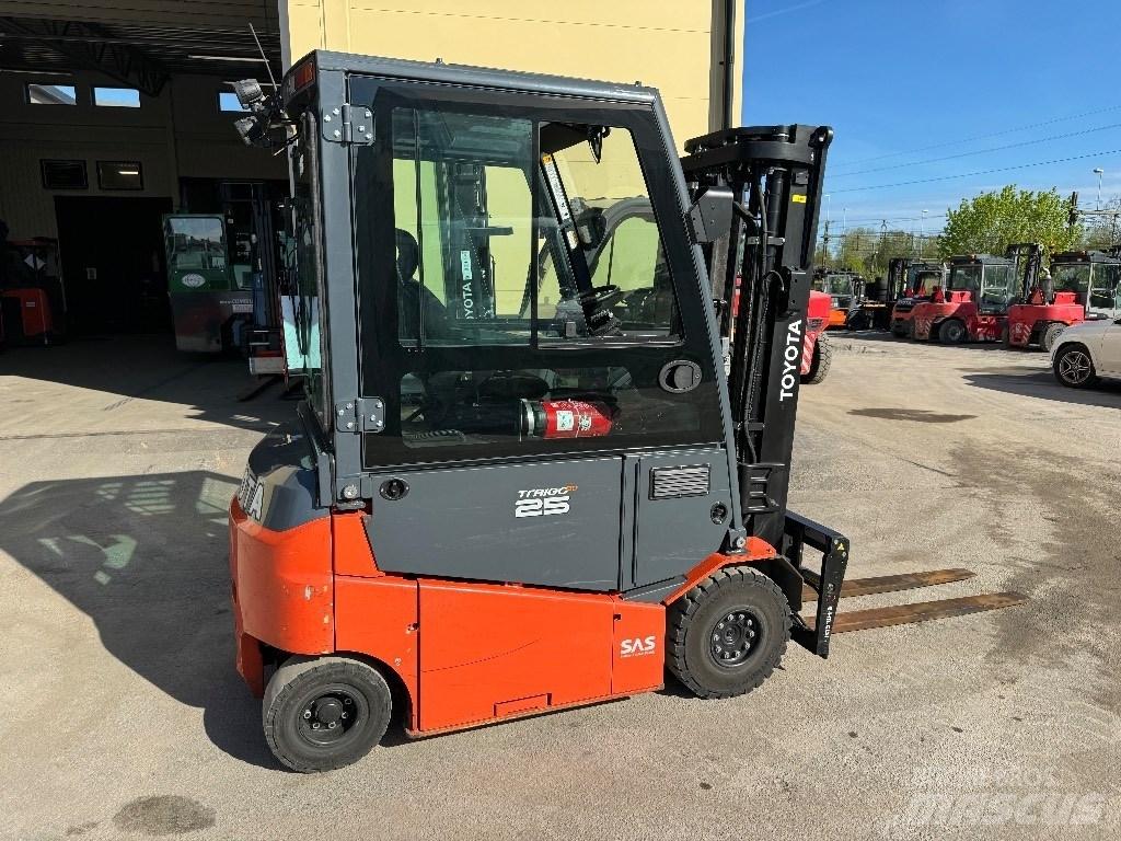 Toyota 8FBMKT25 Električni viličarji