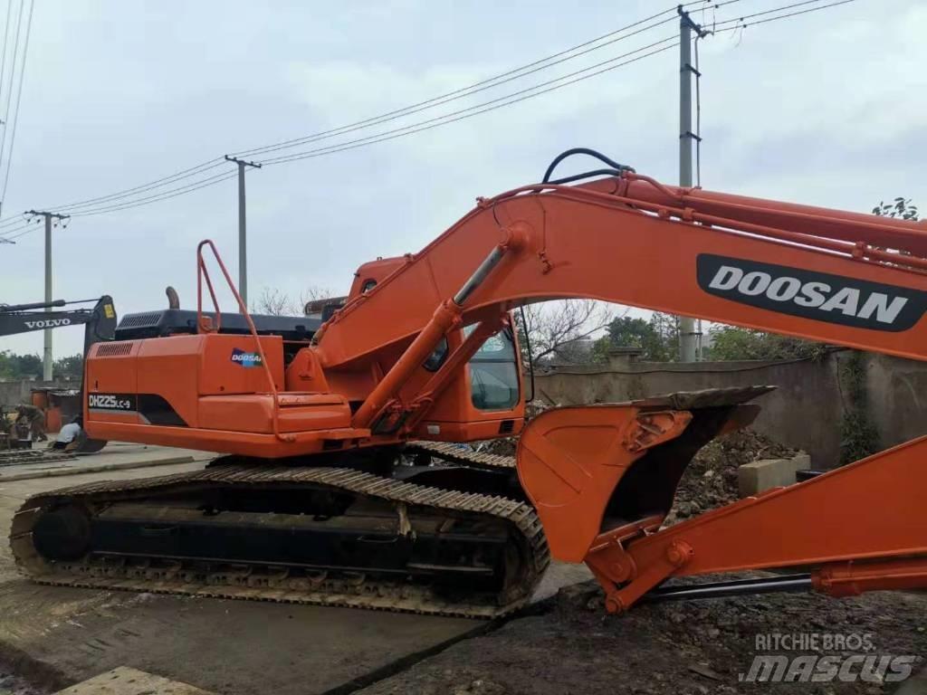 Doosan DH225LC-9 Bagri goseničarji