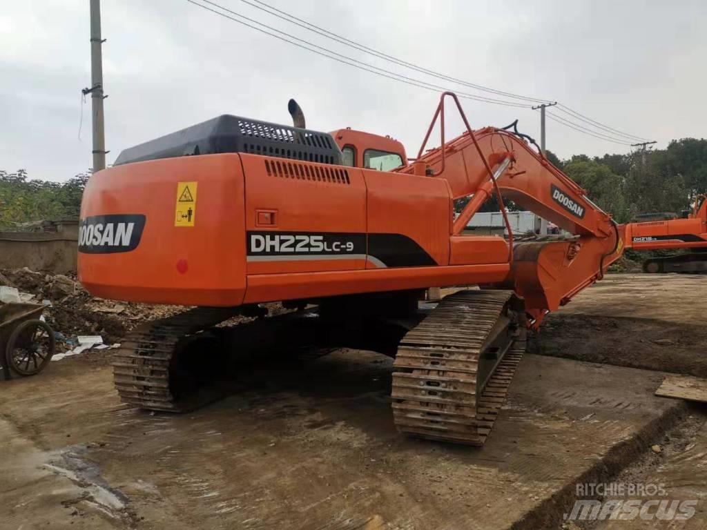 Doosan DH225LC-9 Bagri goseničarji
