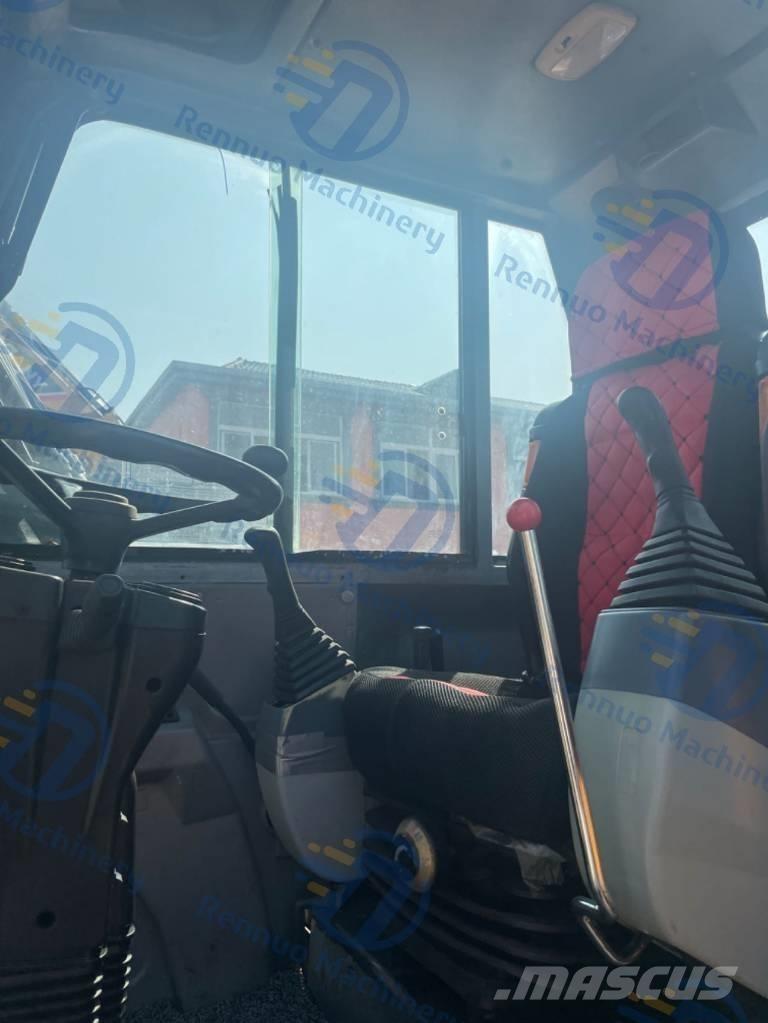 Xinyuan XYB75 Bagri na kolesih