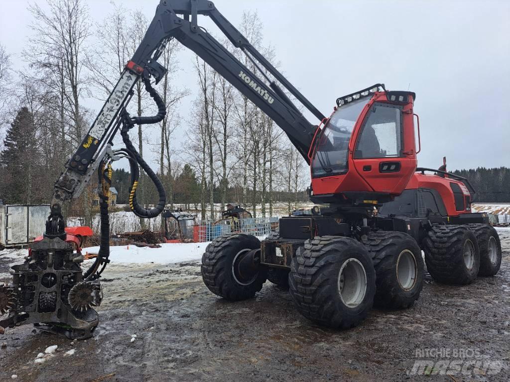 Komatsu 901 XC Harvesterji