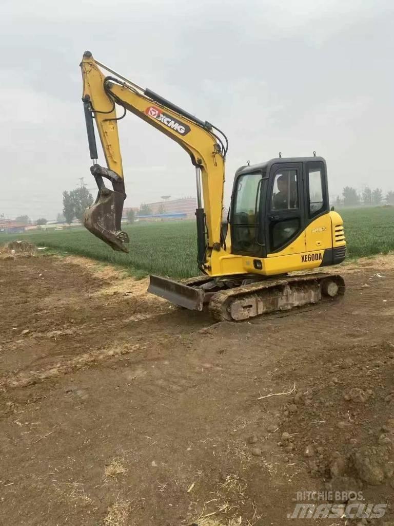 XCMG XE 60 DA Mini bagri <7t