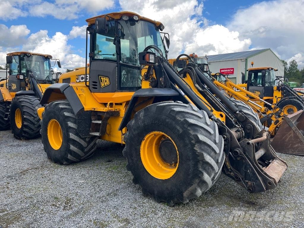 JCB 434s Kmetijski teleskopski nakladalci