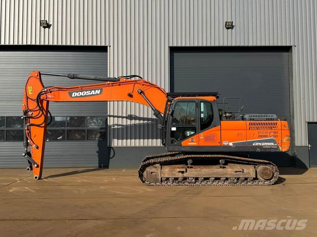 Doosan DX255NLC-5 Bagri goseničarji