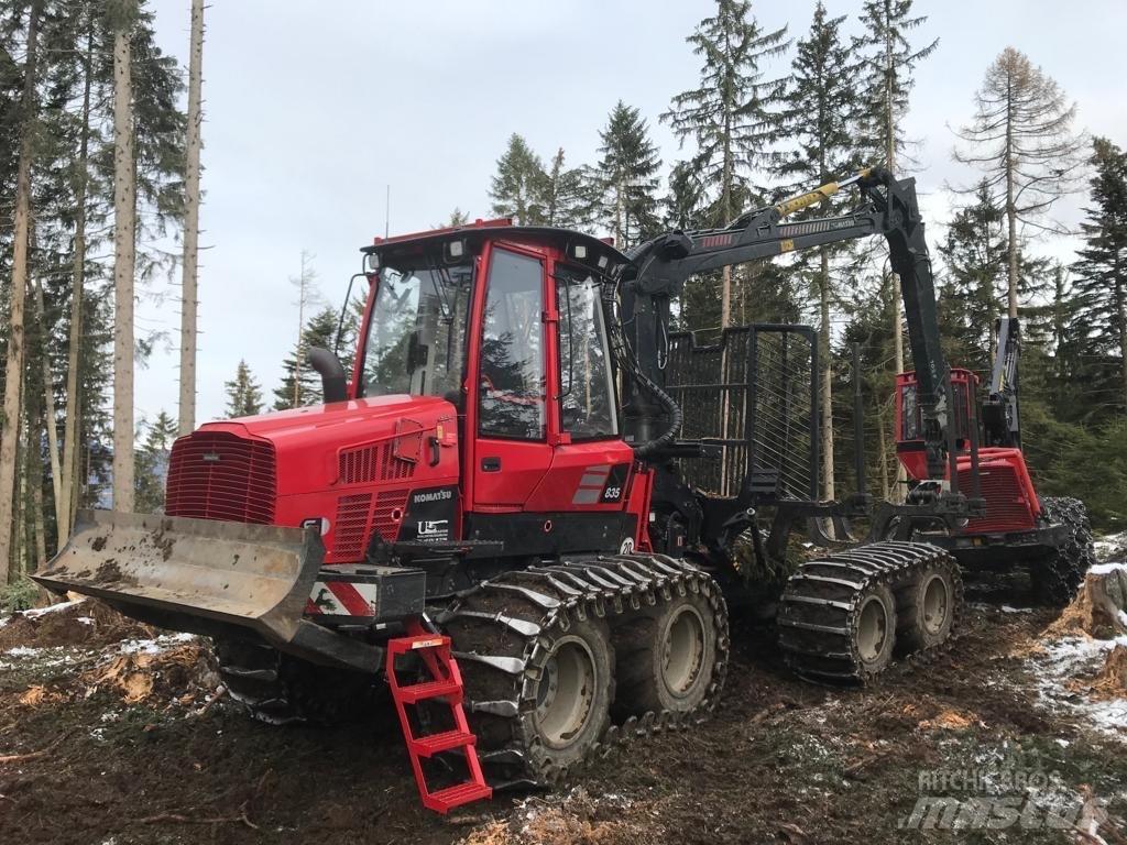 Komatsu 835 Forwarderji