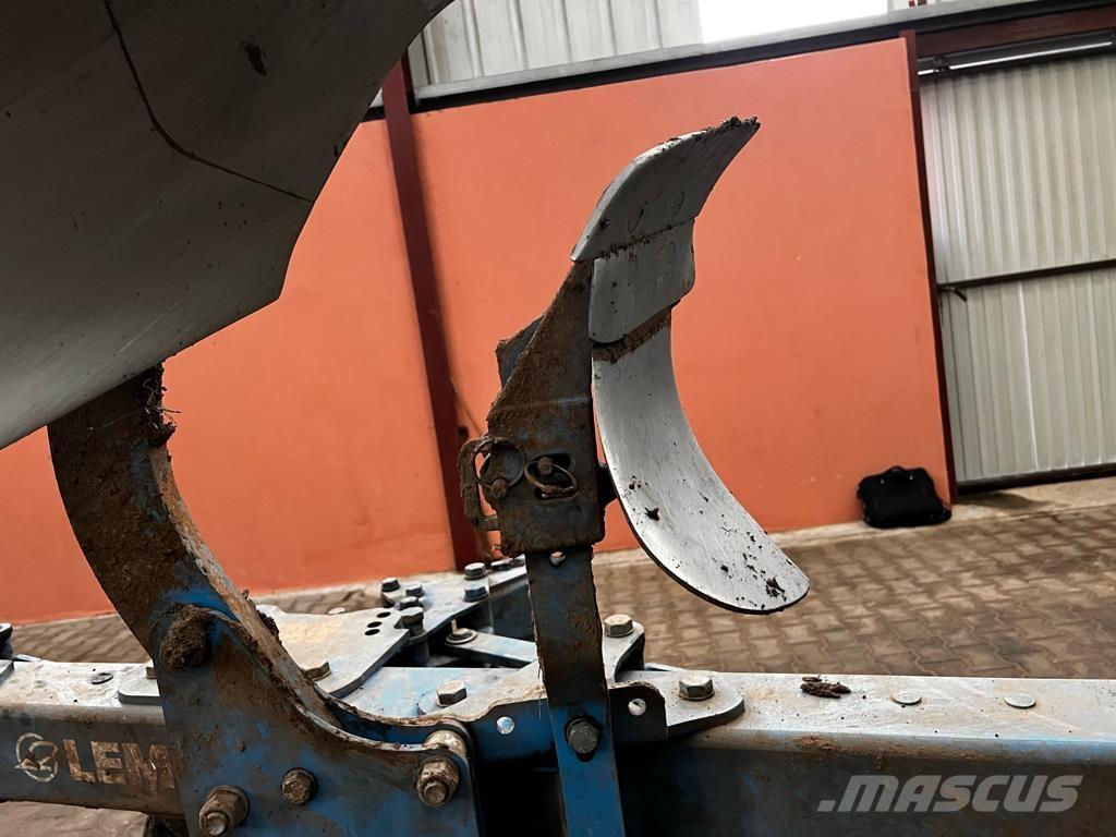 Lemken Juwel 8 Navadni plugi