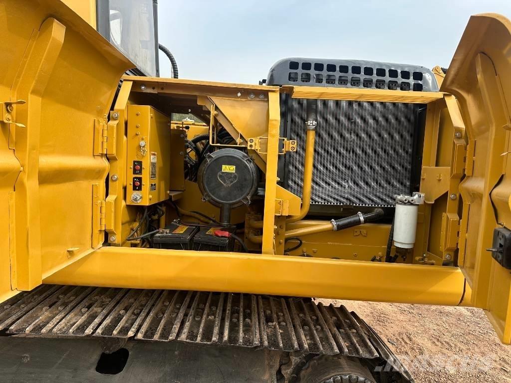 CAT 320B Bagri goseničarji
