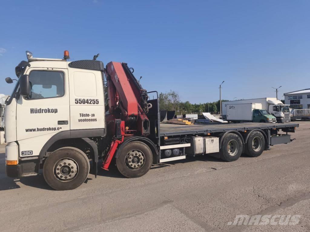Volvo FH12 Tovornjaki z žerjavom