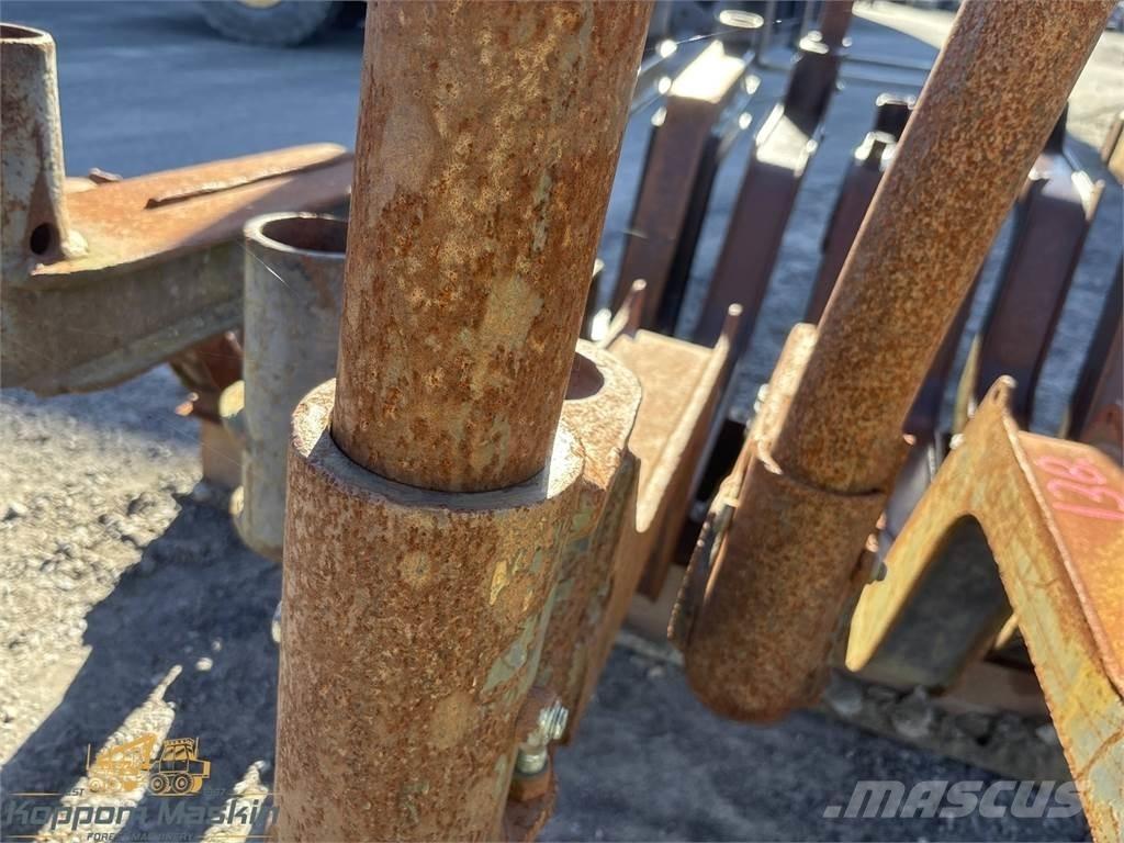 Valmet 860 Druge komponente