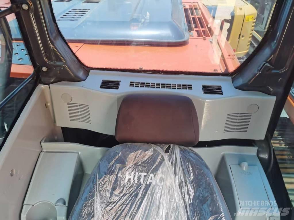 Hitachi ZX 210 Bagri goseničarji