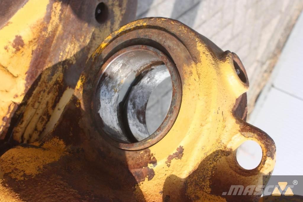 CAT D9H Ripper Drugi deli