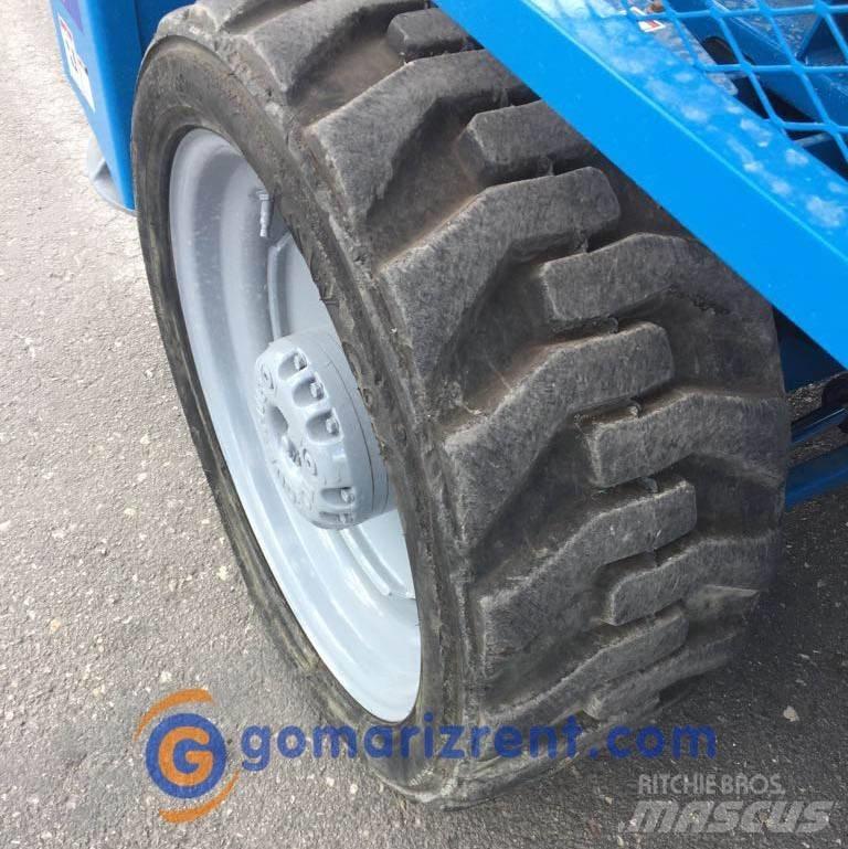 Genie GS 4390 Škarjaste dvižne ploščadi