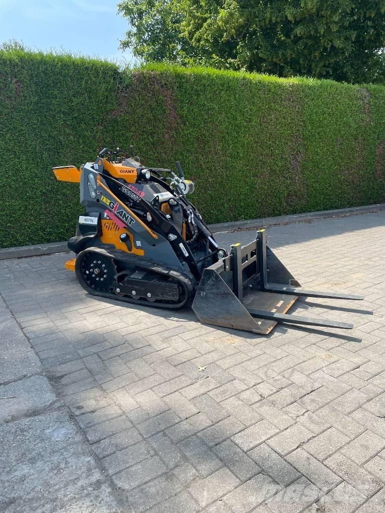 GiANT GS 950 T Mini nakladalci