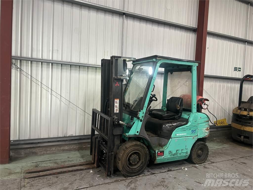Mitsubishi FG25NT Plinski viličarji