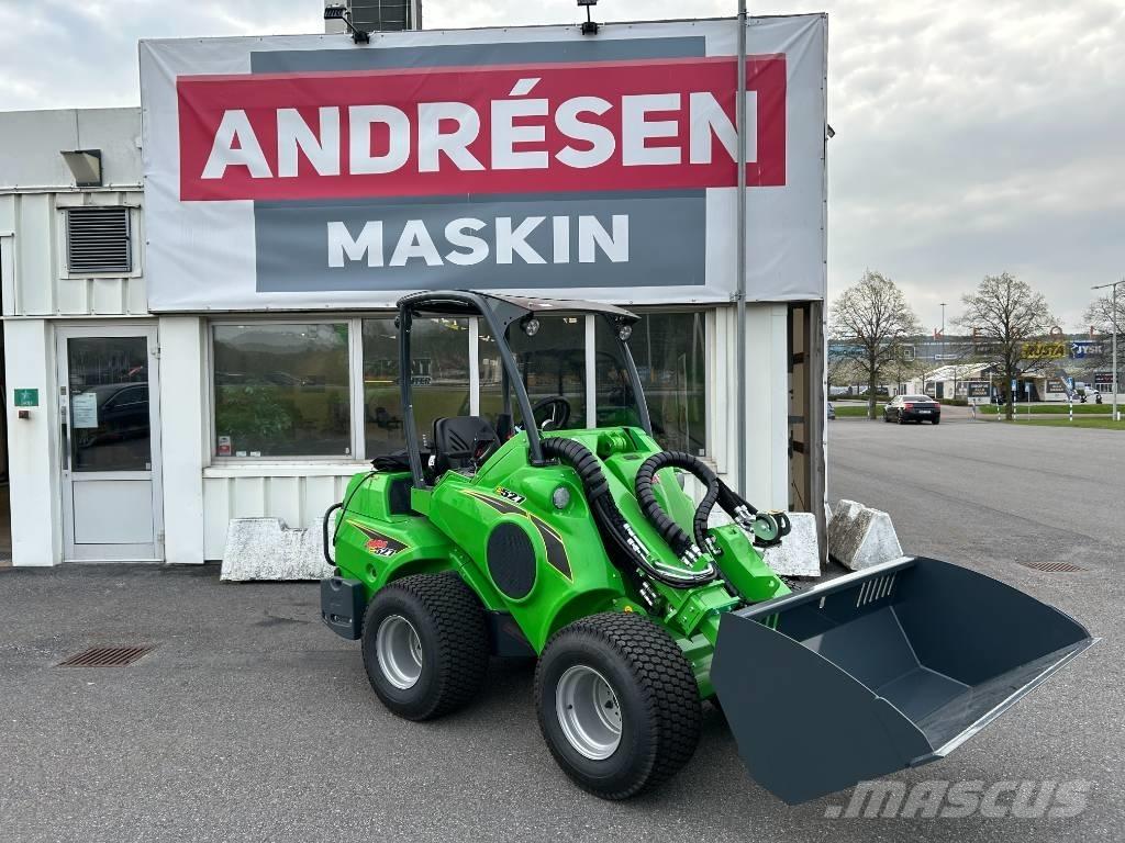 Avant E 527 Skid steer mini nakladalci