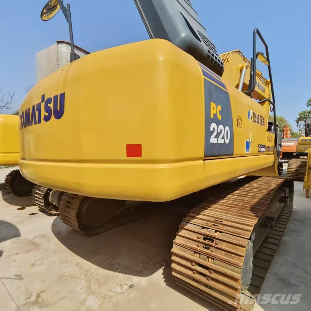 Komatsu PC 220 Bagri goseničarji