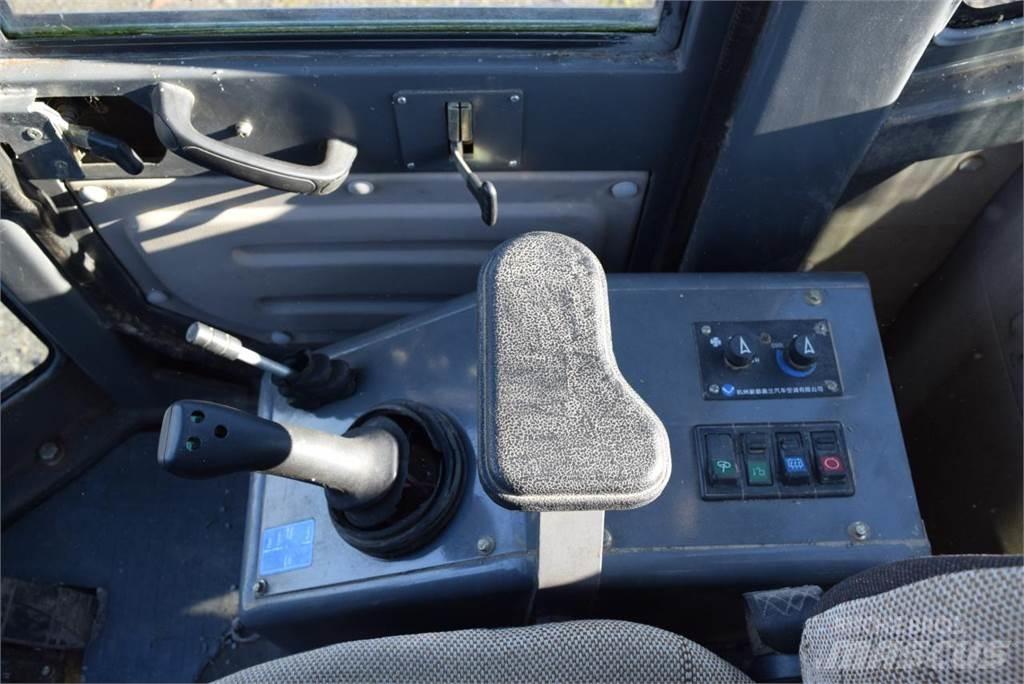 SDLG LG 918 Kolesni nakladalci