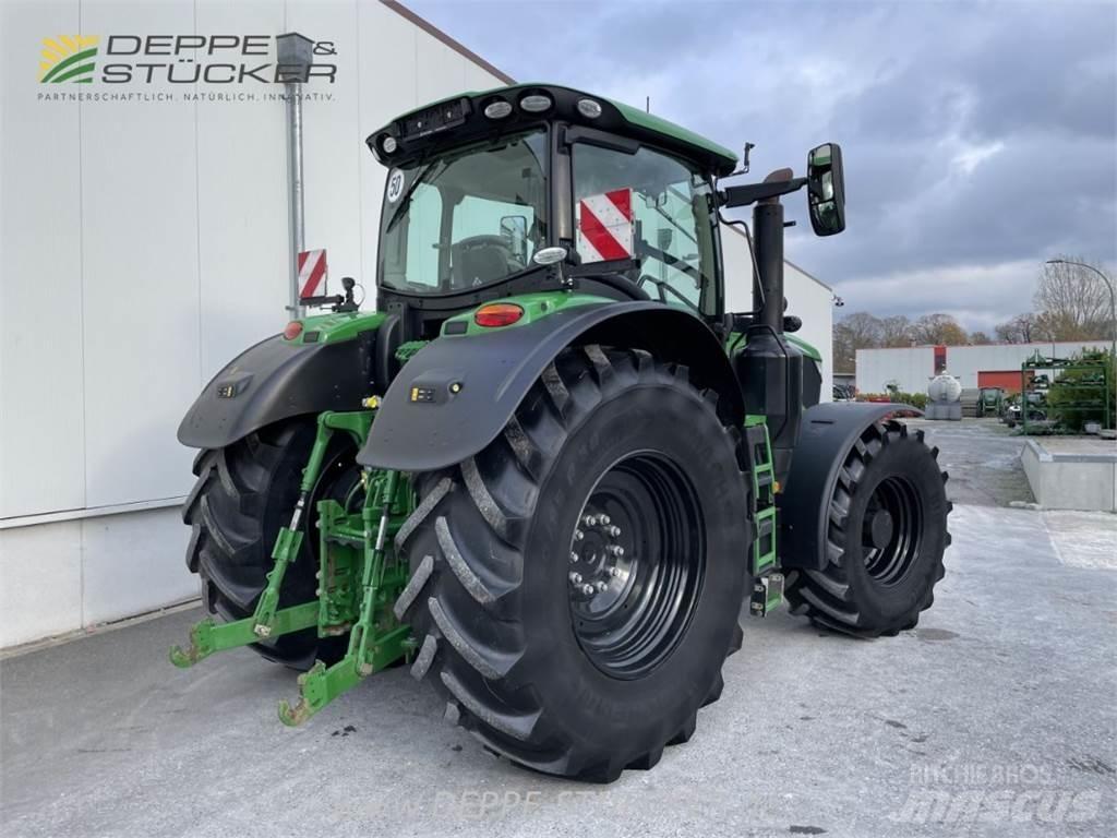 John Deere 6250R Traktorji