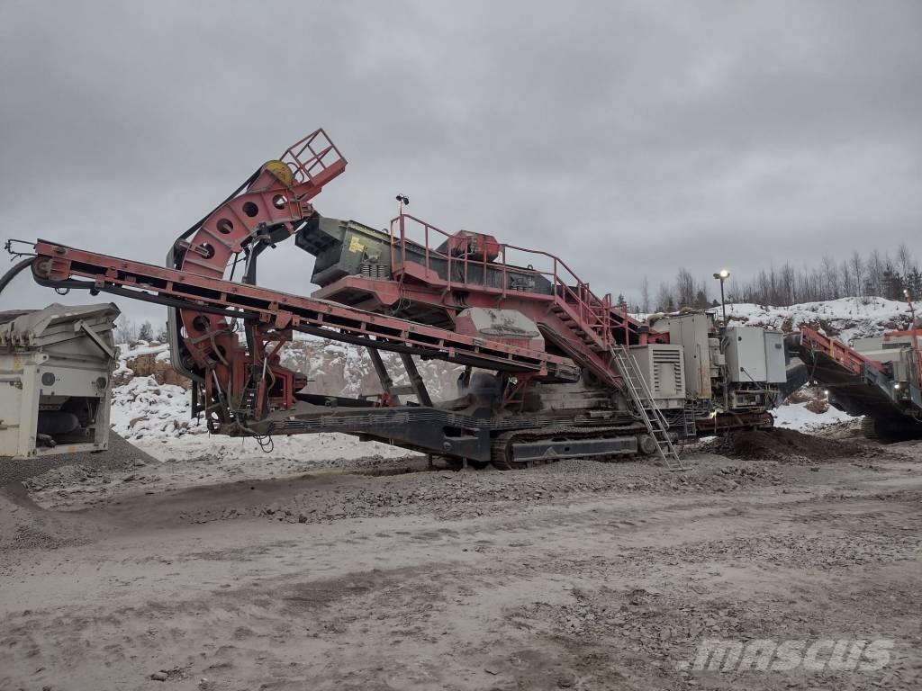 Sandvik UH 450 E Mobilni drobilniki