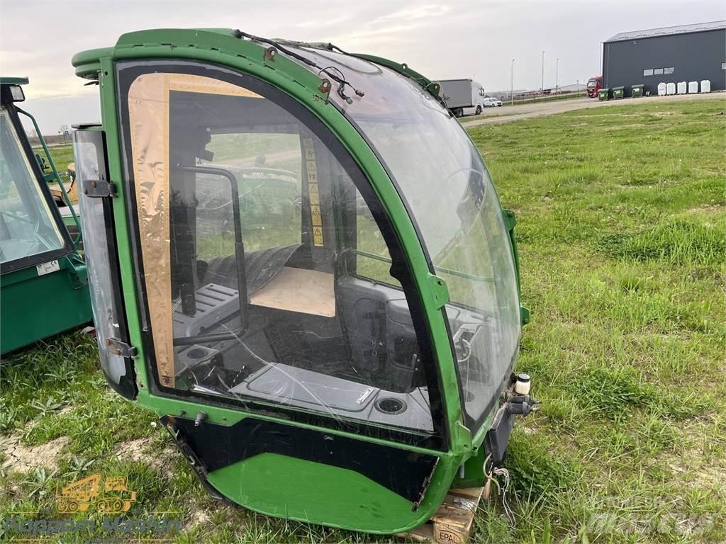 John Deere 1470E Kabine in notranjost
