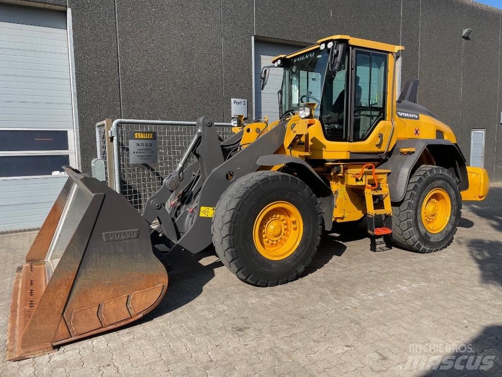 Volvo L70H Kolesni nakladalci