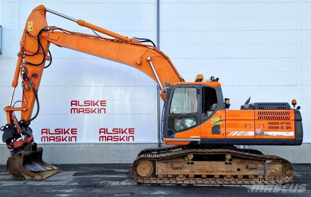 Doosan DX 255 LC-3 Bagri goseničarji