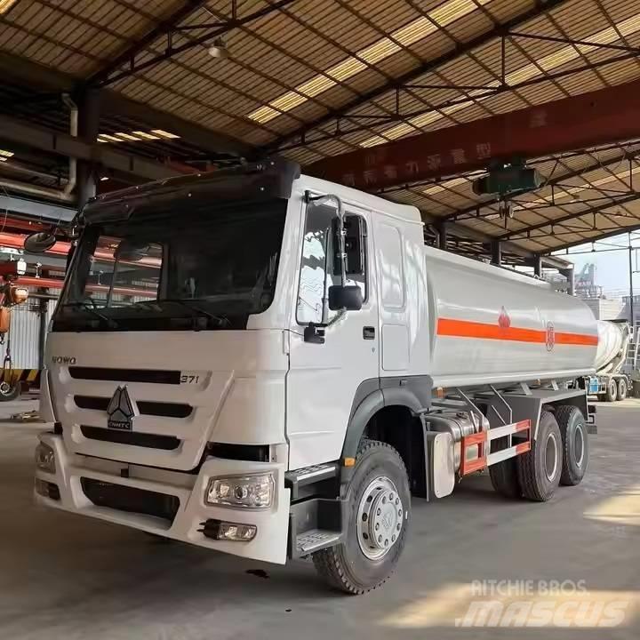 Howo 371 Tovornjaki cisterne