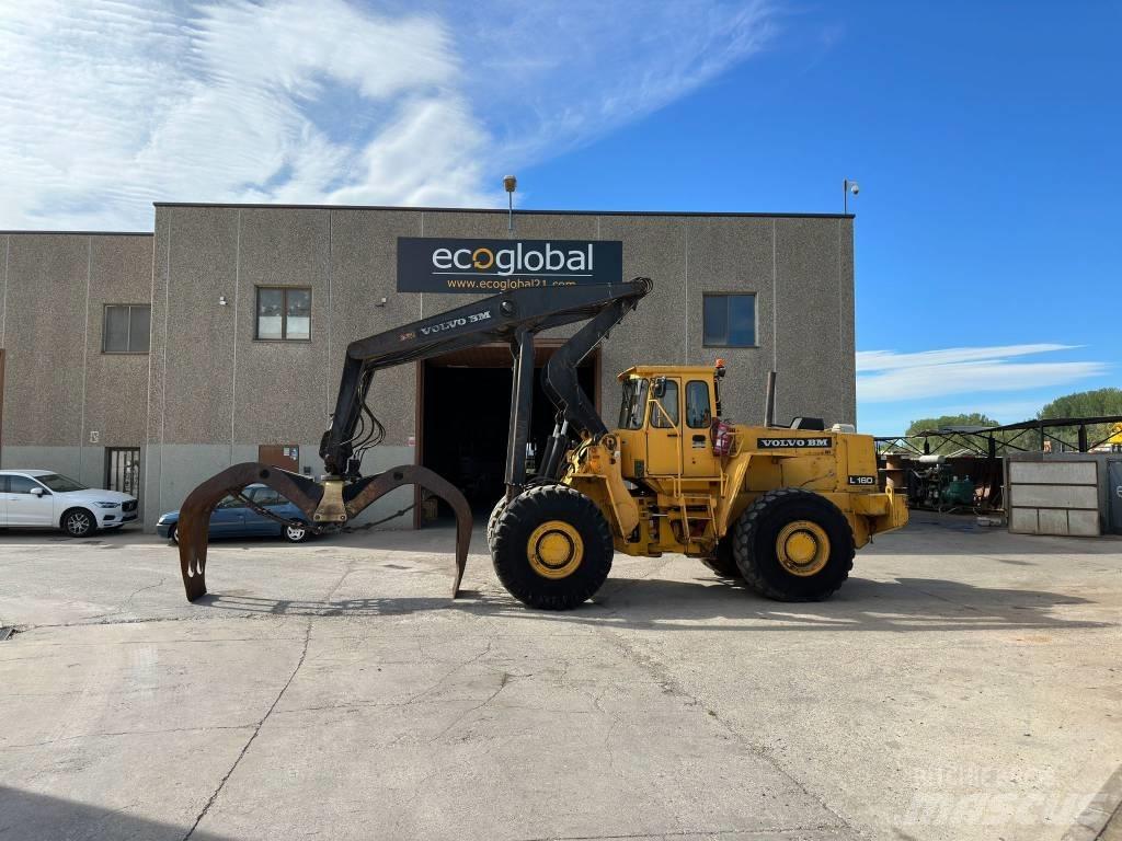 Volvo L 160 Kolesni nakladalci